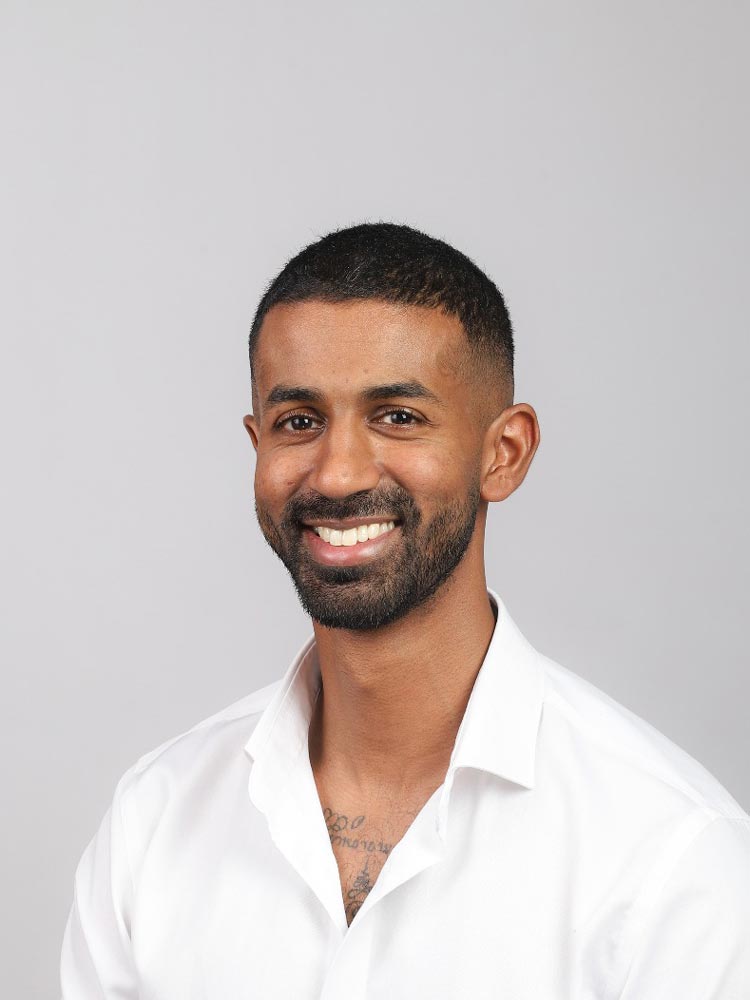 Din, co-créateur de Simone